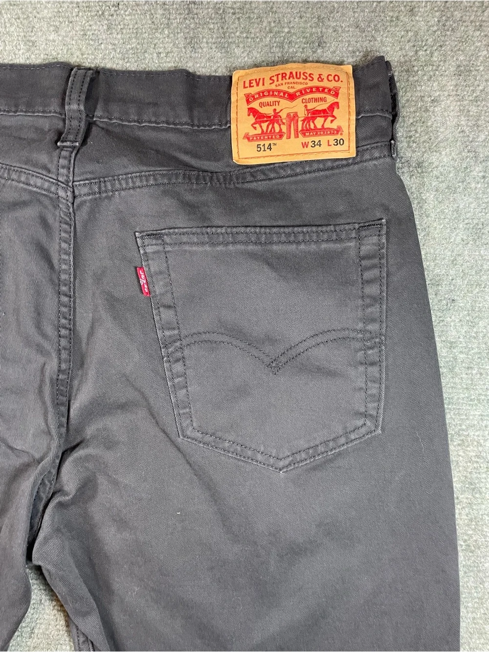 Levi's Relaxed Fit Jeans in Charcoal Black/Gray